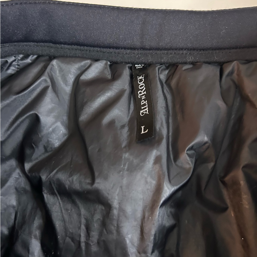 Alp N Rock Black Quilted Puff Skirt (size large) - Picture 6 of 9
